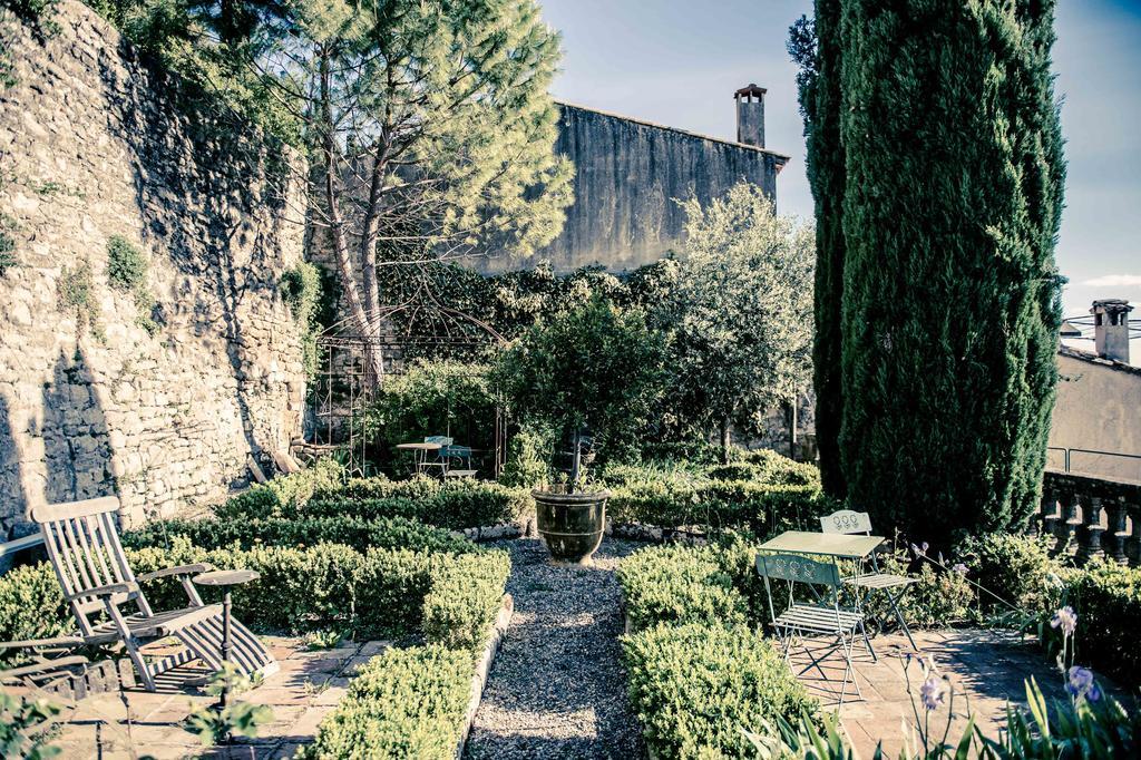 Hotel De L Orange Sommieres Exterior photo